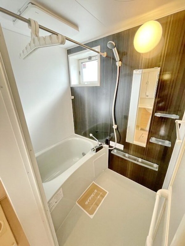 バス／シャワールーム等(バス／シャワールーム等)