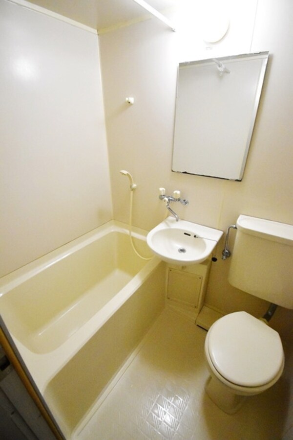 バス／シャワールーム等