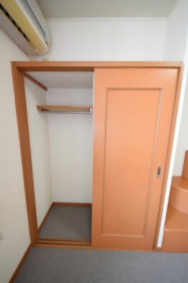 設備(クローゼット)