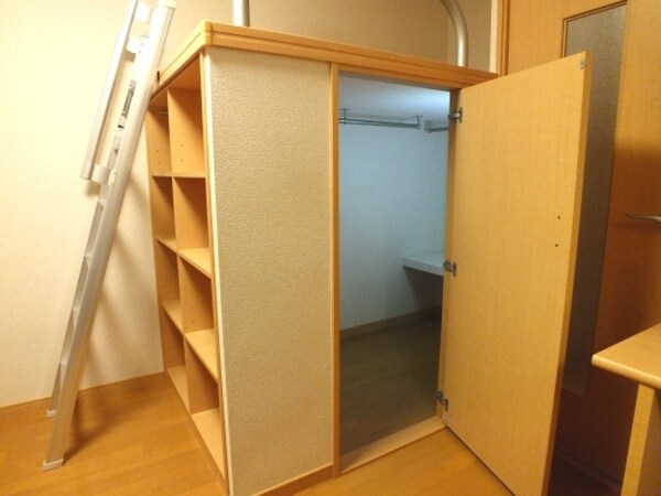 収納(ベッド)