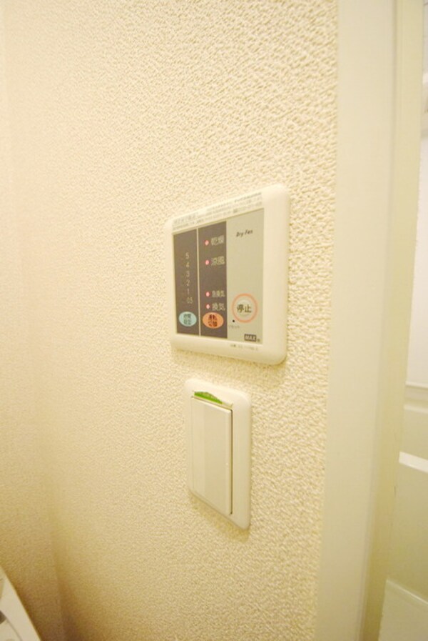設備(浴室乾燥機パネル)