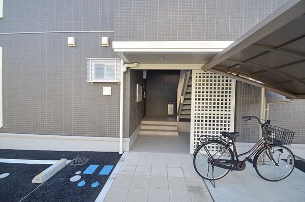 エントランス(エントランス)