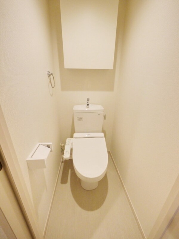 トイレ(温水洗浄暖房便座)