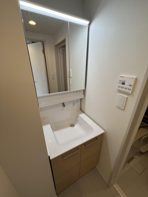洗面(※同メーカー建築施工例の写真です。)