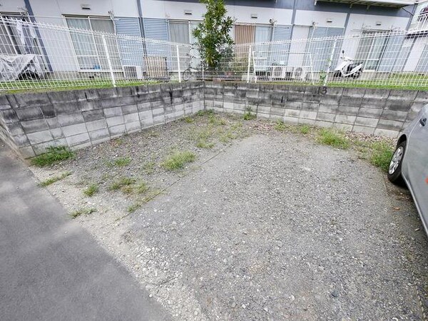 駐車場(敷地内駐車場)