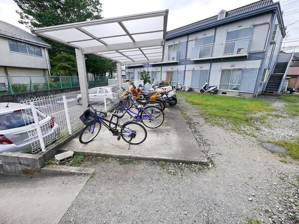 共有部分(屋根付き駐輪場)
