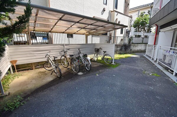 駐車場(駐輪場)