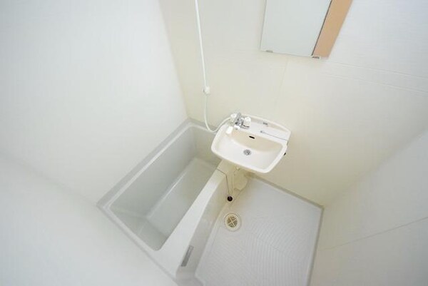 バス／シャワールーム等(浴室)