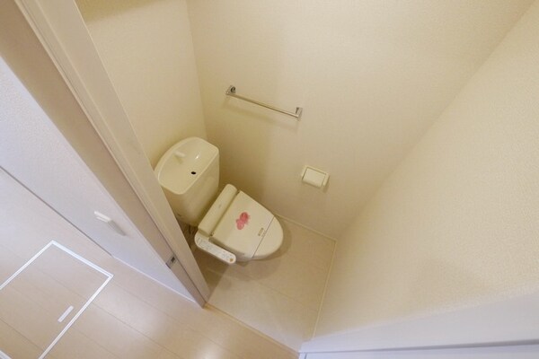 トイレ(温水洗浄便座)