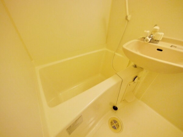 バス／シャワールーム等(バスルーム)