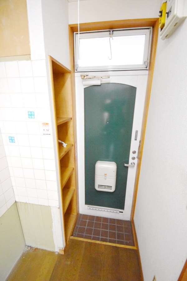 玄関(玄関)
