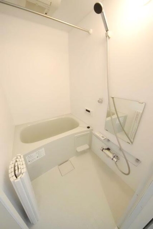 バス／シャワールーム等(室内・室内設備)