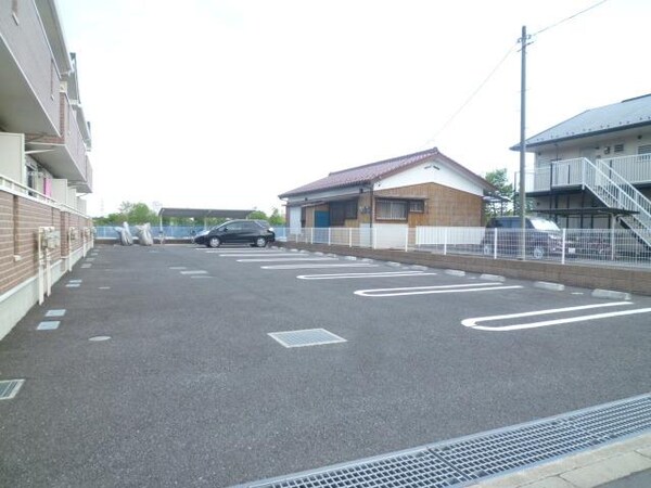 駐車場(★駐車場★)