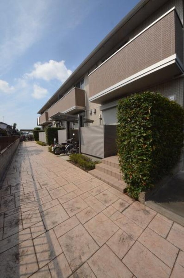 エントランス(外観・共用部分)