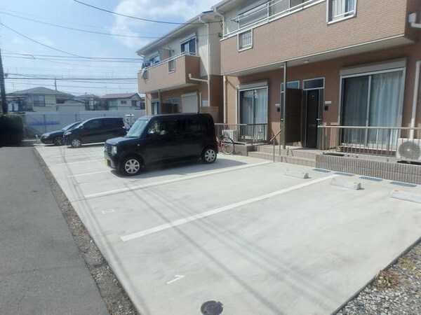 駐車場(★駐車場2台付き無料★)