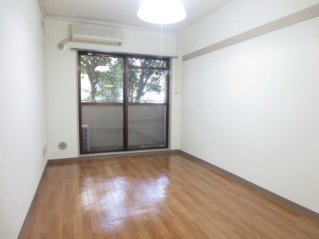 物件内観写真2　(★洋室★)