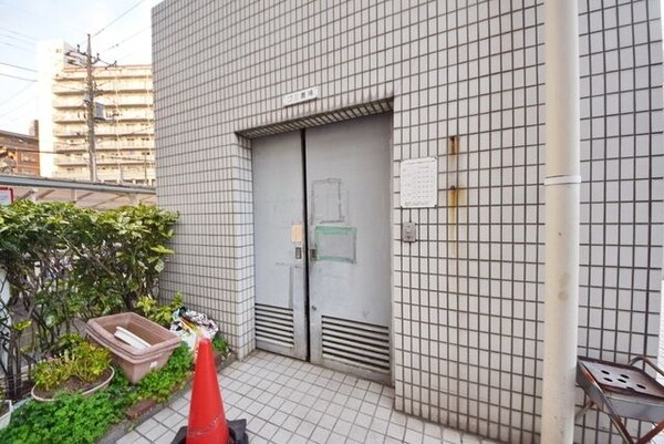 共有部分(敷地内ゴミ置き場)