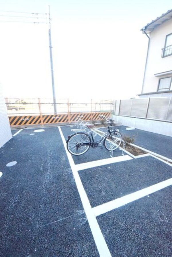共有部分(自転車置き場)