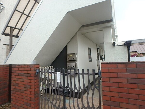 エントランス(外観・共用部分)