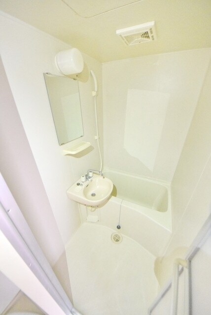 物件内観写真3　(★バスルーム★)