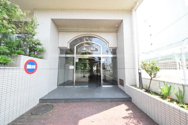 エントランス(外観・共用部分)