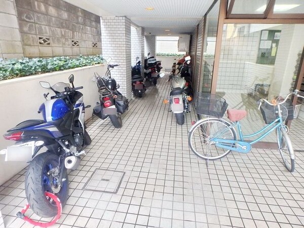エントランス(★駐輪スペース（無料）★)