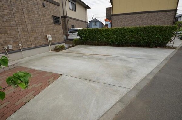 駐車場(外観・共用部分)