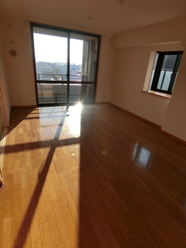 リビング・居室(※同お建物の別のお部屋のイメージです。)