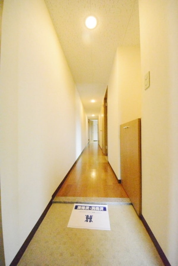 玄関(玄関)
