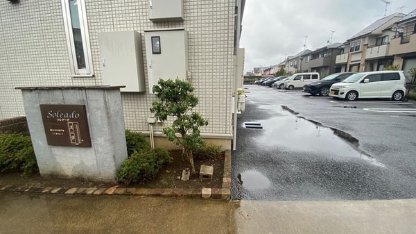 エントランス(外観・共用部分)