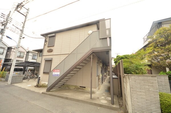 外観(♪エントランス側から見て♪)