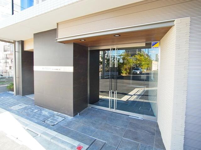 物件内観写真4　(♪素敵なエントランス♪)