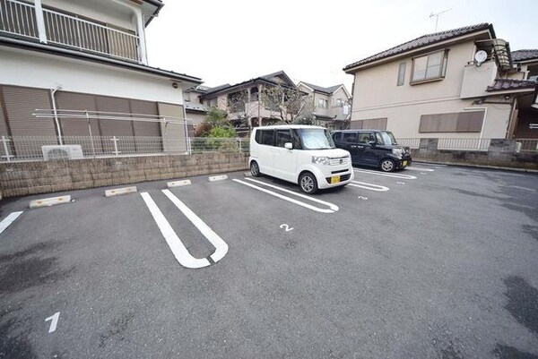 駐車場(駐車場)