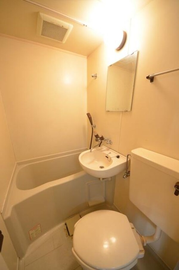 バス／シャワールーム等(室内・室内設備)