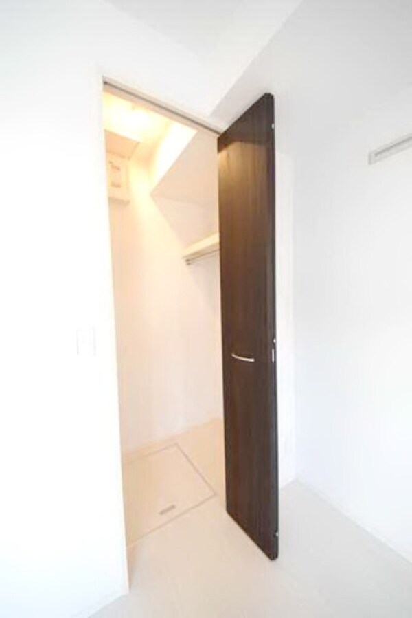 収納(☆ウォークインクローゼット)