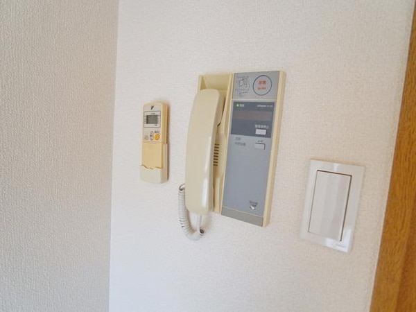 セキュリティ(♪インターホン)