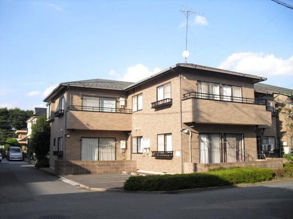 外観(★日当たり住環境良好キレイな外観★)