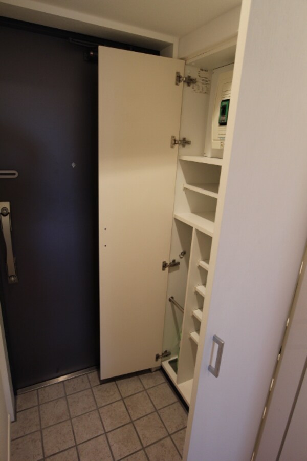 玄関(※参考写真)