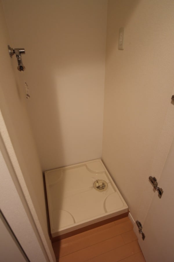 設備(洗濯機置き場※参考写真)