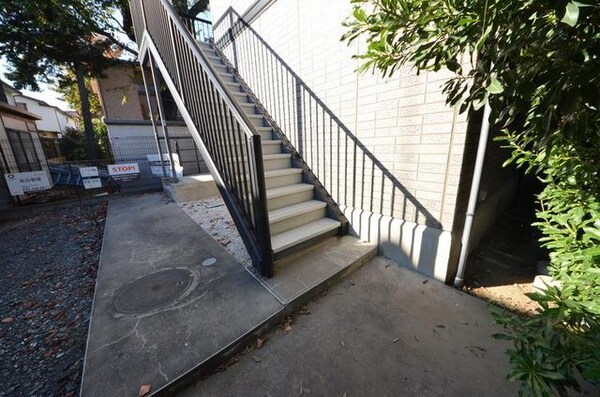 エントランス(外観・共用部分)