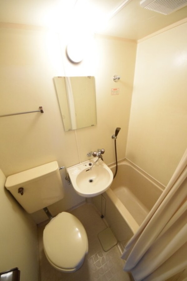 バス／シャワールーム等