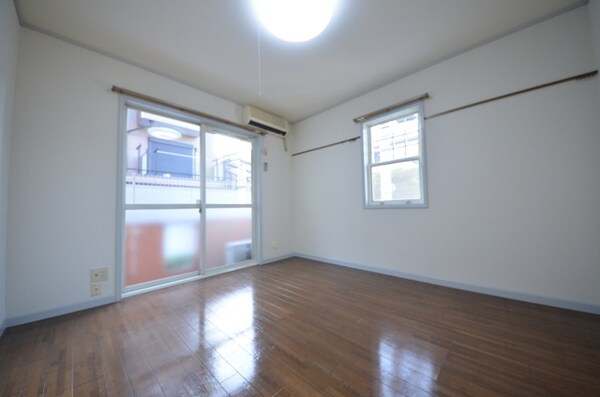 リビング・居室(2面採光の明るいお部屋)