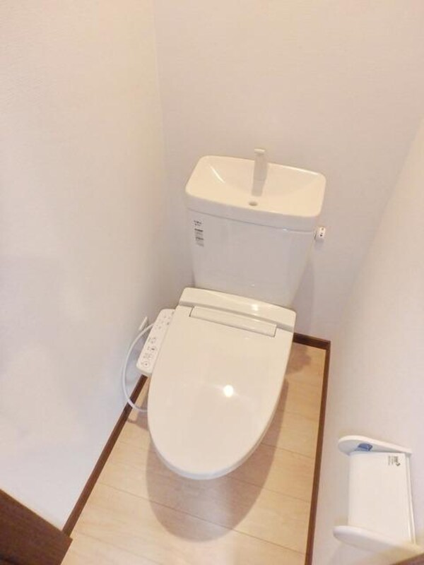 トイレ(★シャワートイレ★)