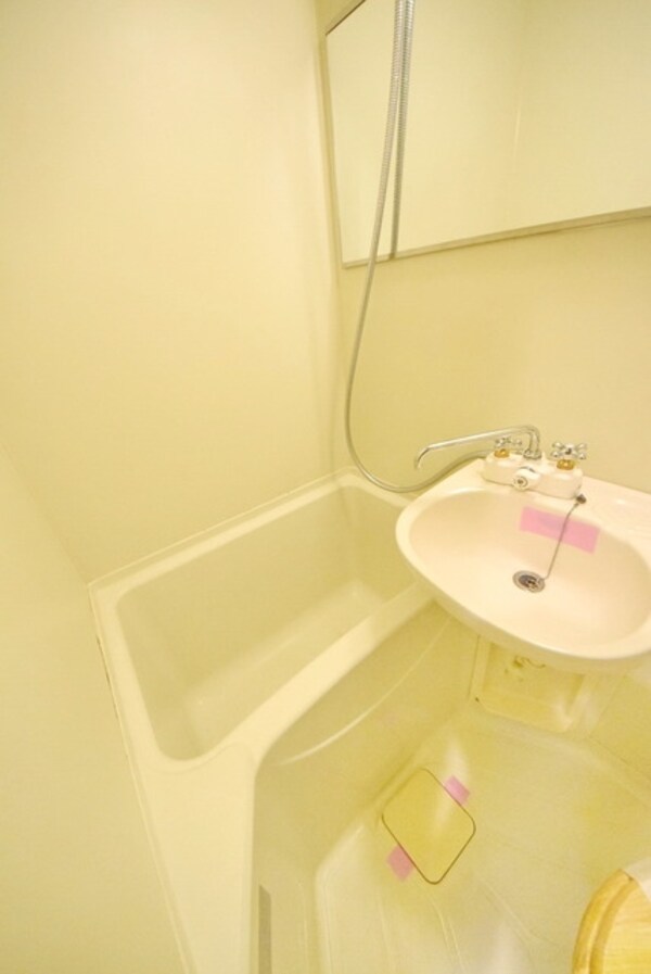 バス／シャワールーム等(バスルーム)