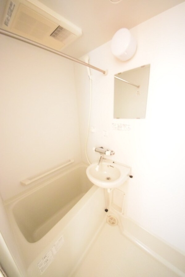 バス／シャワールーム等(室内・室内設備)