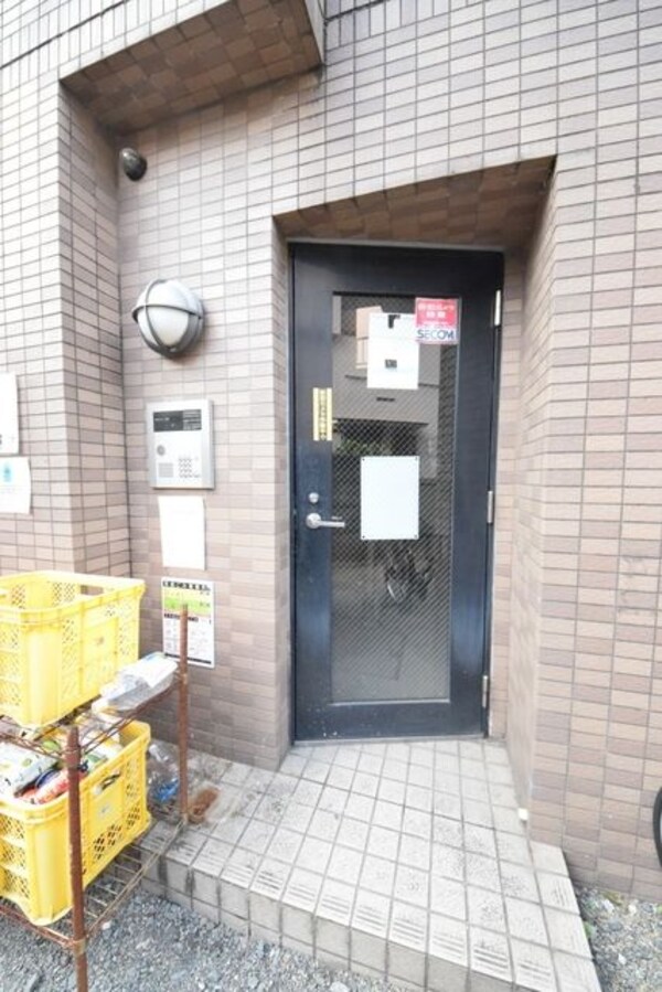 エントランス(外観・共用部分)