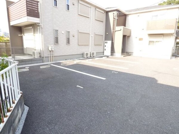駐車場(♪駐車場♪)