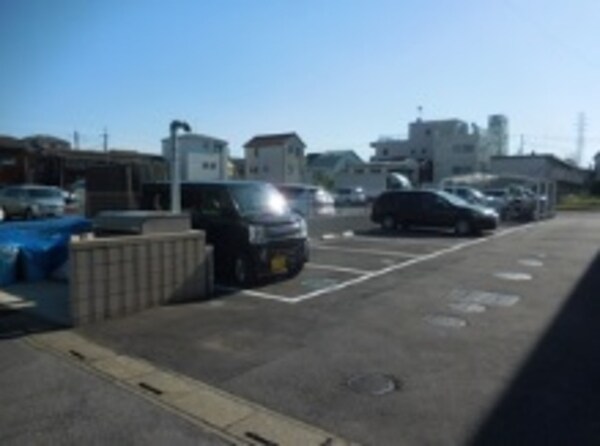 駐車場(駐車場)