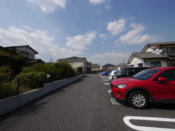 駐車場(駐車場)
