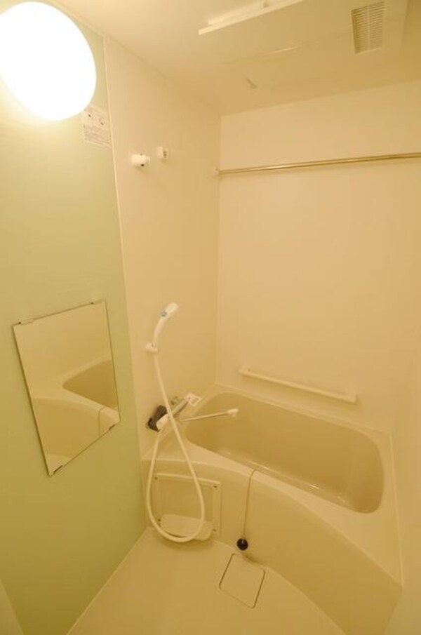 バス／シャワールーム等(同じ施工会社のイメージです)